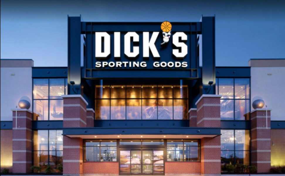 dick's sporting goods close